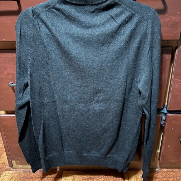 Brooks Brothers Sweater - Picture 3 of 3